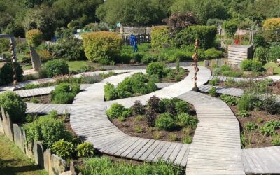 Exposition aux Jardins de Rocambole à Corps-Nuds